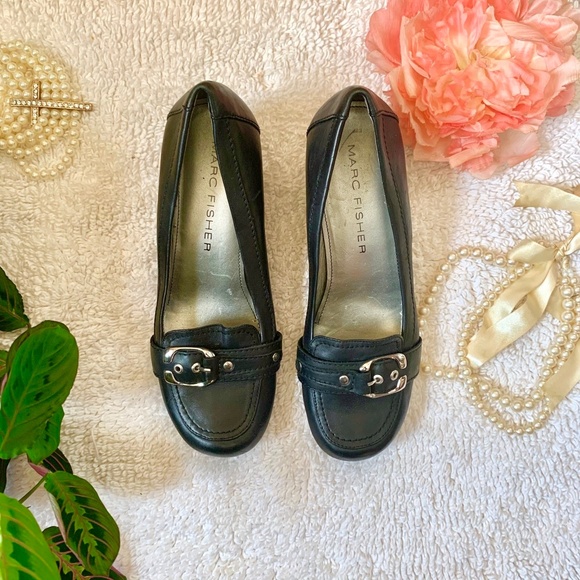 Marc Fisher Mary Janes - Picture 1 of 3